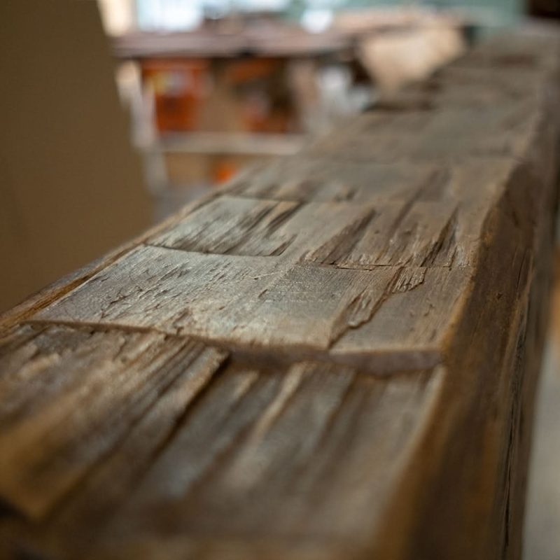 rc reclaimed wood product mantel C detail 11